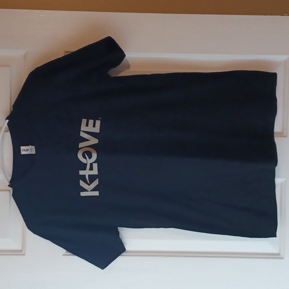 K-Love Positive Encouraging tee